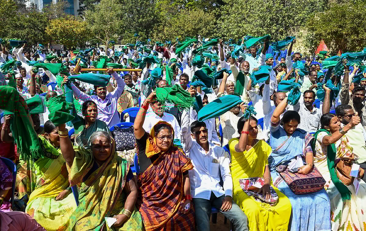 ಬೆಂಗಳೂರು | ಮೈಕ್ರೊ ಫೈನಾನ್ಸ್‌ ಕಂಪ‍ನಿಗಳ ಕಡಿವಾಣಕ್ಕೆ ಆಗ್ರಹ 