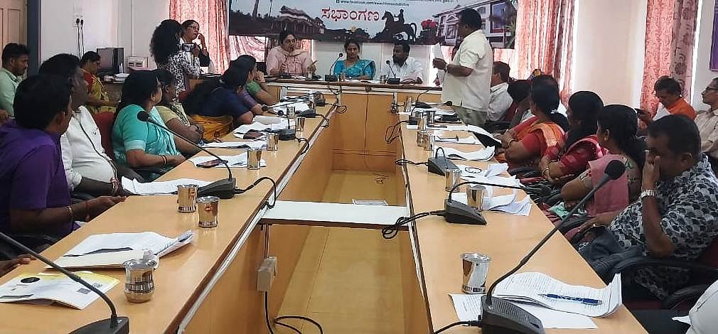 ಉದ್ದಿಮೆ ಪರವಾನಗಿ ಶುಲ್ಕ ಶೇ 10 ಏರಿಕೆ