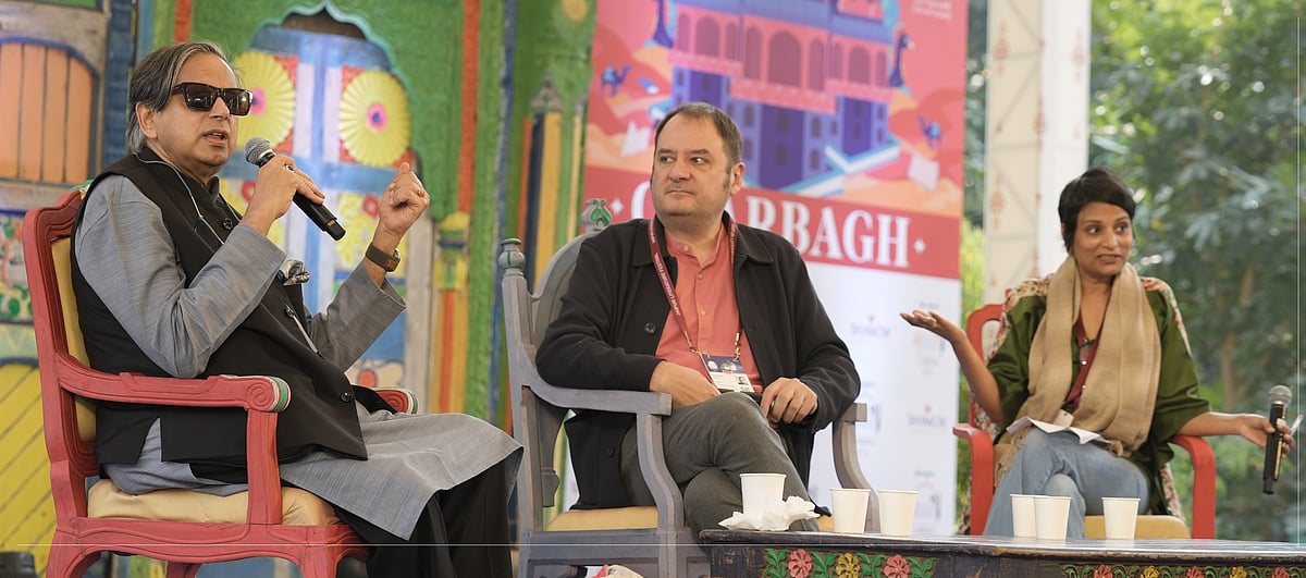 ಜೈಪುರ ಸಾಹಿತ್ಯ ಉತ್ಸವ | ಕಾದಾಡಿದ ರಾಜರು; ಕಾಡುವ ರಾಜಕಾರಣಿಗಳು