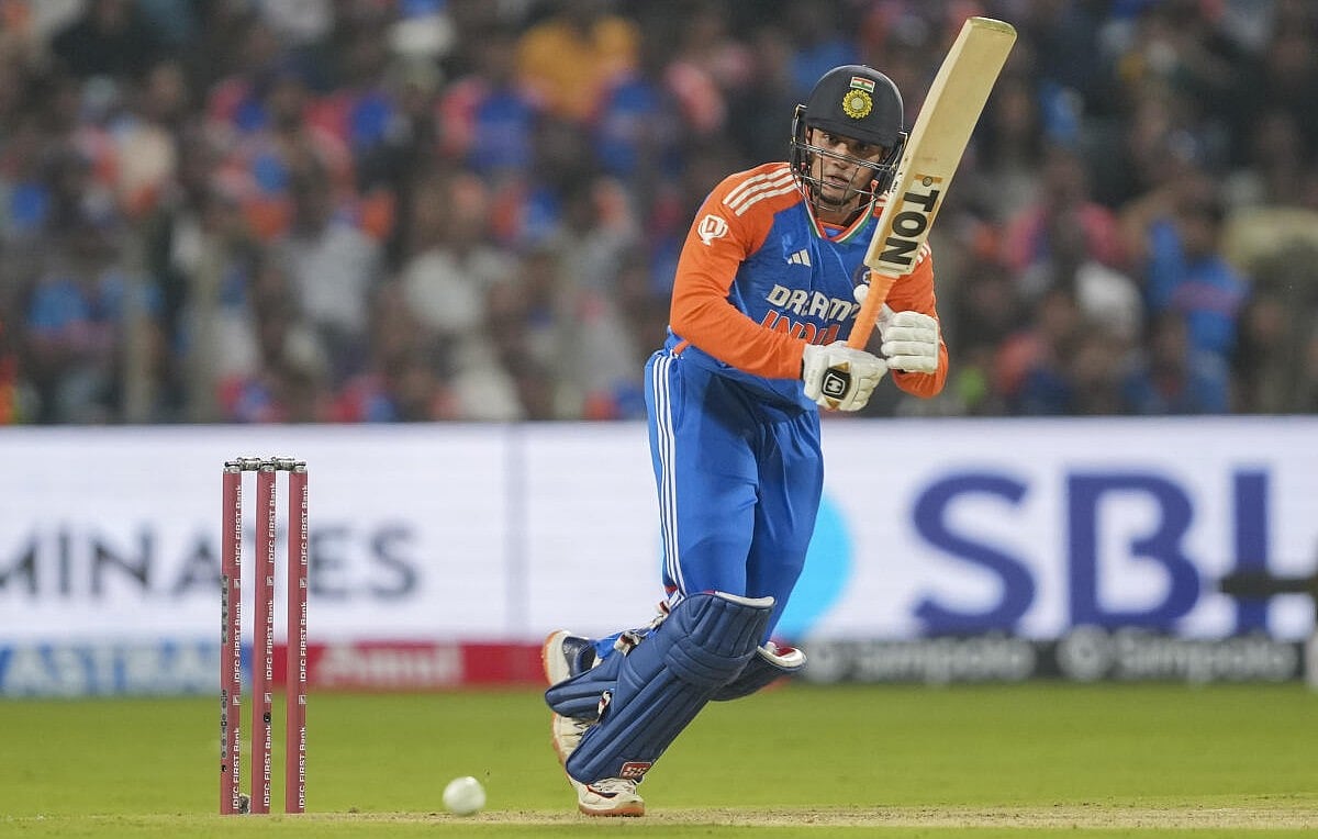 T20: ಇಂಗ್ಲೆಂಡ್ ಎದುರು ಅಭಿಷೇಕ್ ಅಬ್ಬರ; 10 ಓವರ್‌ಗೆ 143 ರನ್‌ ಚಚ್ಚಿದ ಭಾರತ