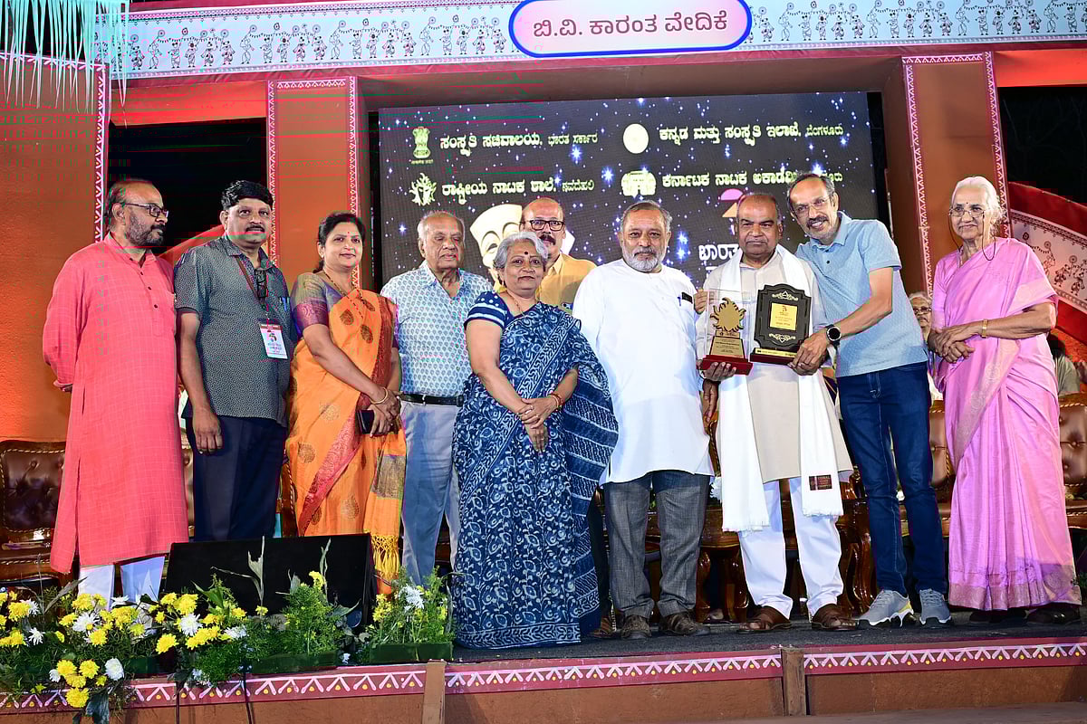 ರಂಗಭೂಮಿ ಸಮಾಜ ತಿದ್ದುವ ಮಾಧ್ಯಮ: ಎಸ್.ಜಿ. ಸಿದ್ಧರಾಮಯ್ಯ