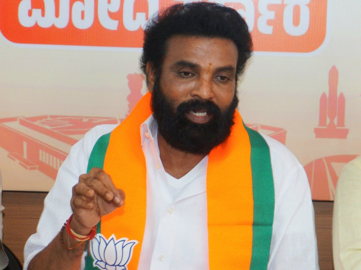 ಯಡಿಯೂರಪ್ಪ ಅವರೇ ಹೈಕಮಾಂಡ್; ಅವರ ತೀರ್ಮಾನಕ್ಕೆ ಬದ್ಧ: ಶ್ರೀರಾಮುಲು