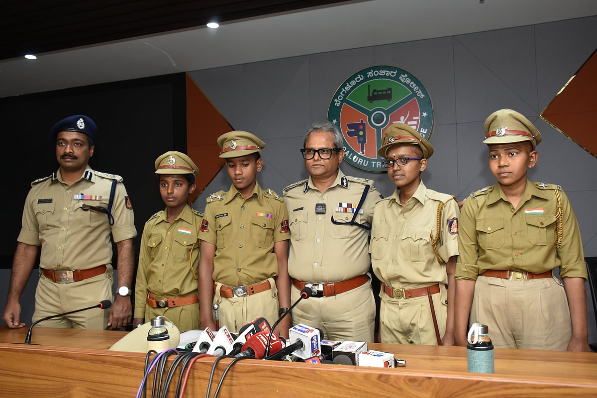 ಬೆಂಗಳೂರು: ಪೊಲೀಸ್‌ ಅಧಿಕಾರಿಗಳಾದ ನಾಲ್ವರು ಮಕ್ಕಳು