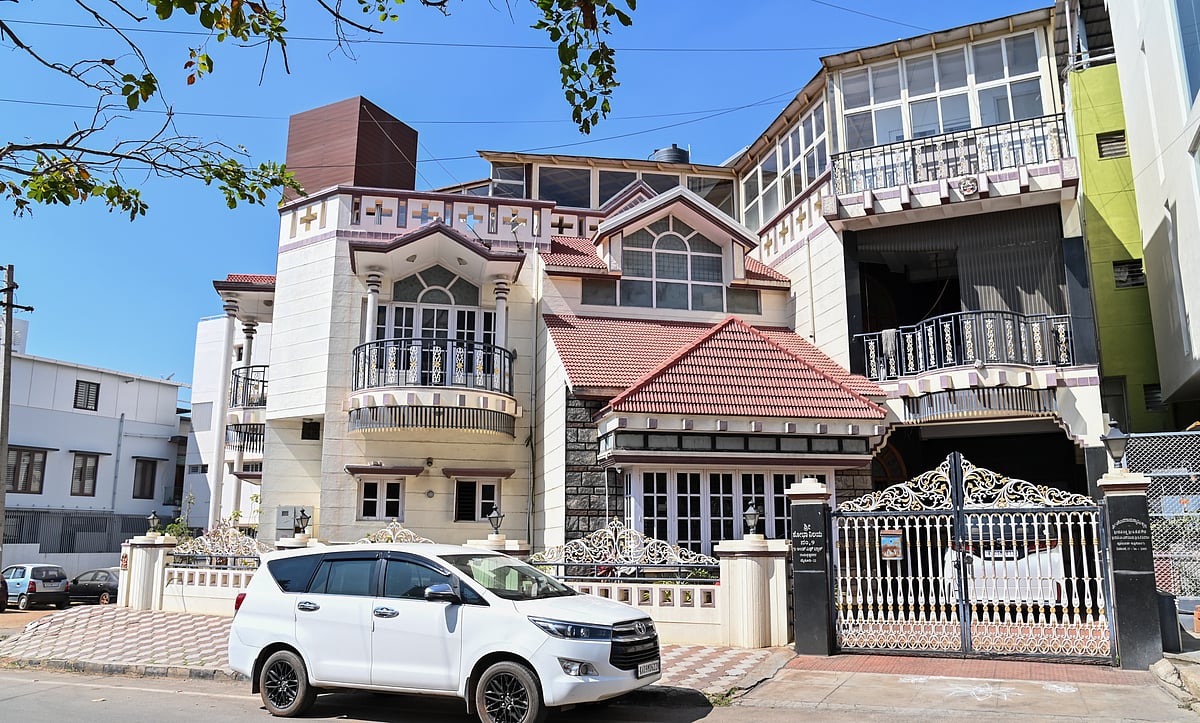 ತೆರಿಗೆ ವಂಚನೆ: ಮೈಸೂರು, ಬೆಂಗಳೂರು ಸೇರಿ ಹಲವೆಡೆ ಐಟಿ ದಾಳಿ, ಶೋಧ