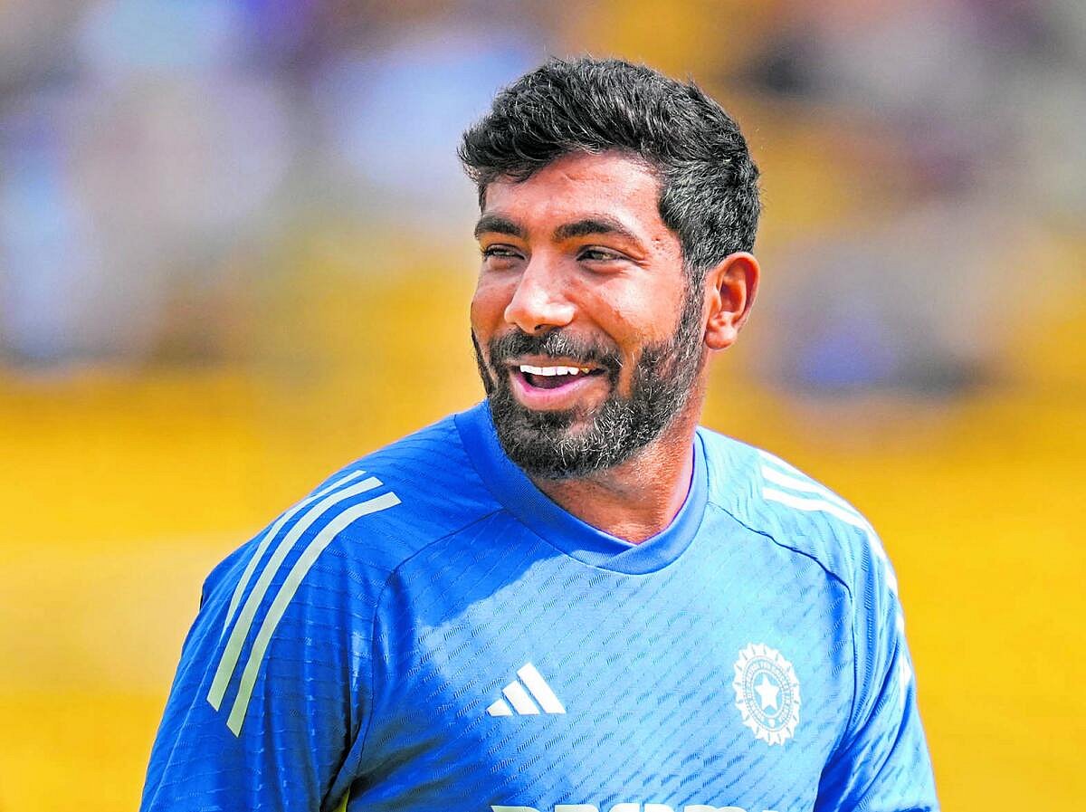 ಬೂಮ್ರಾ ಇಲ್ಲದಿದ್ದರೆ ಚಾಂಪಿಯನ್ಸ್ ಟ್ರೋಫಿ ಗೆಲ್ಲುವ ಅವಕಾಶ ಕ್ಷೀಣ: ರವಿ ಶಾಸ್ತ್ರಿ