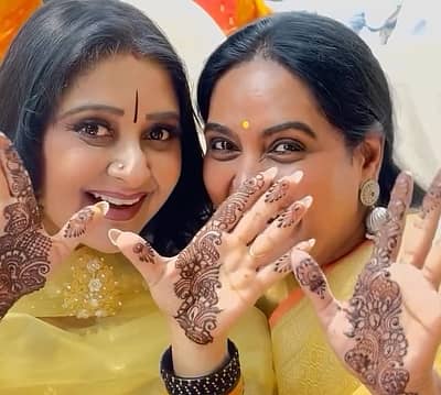 ಕಾರ್ಯಕ್ರಮದಲ್ಲಿ ನಟಿ ಶ್ರುತಿ ಮತ್ತು ಮಾಳವಿಕಾ ಅವಿನಾಶ್‌