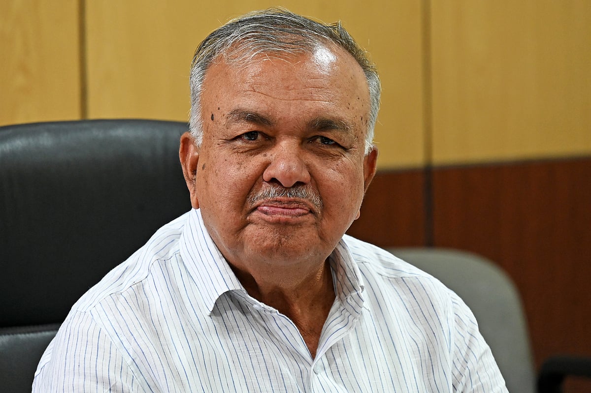 ಕರ್ನಾಟಕದ ಬಸ್ಸಿಗೆ ಕಪ್ಪು ಬಣ್ಣ | ಮಹಾರಾಷ್ಟ್ರ ಸರ್ಕಾರದ ಜತೆ ಮಾತುಕತೆ: ಸಚಿವ