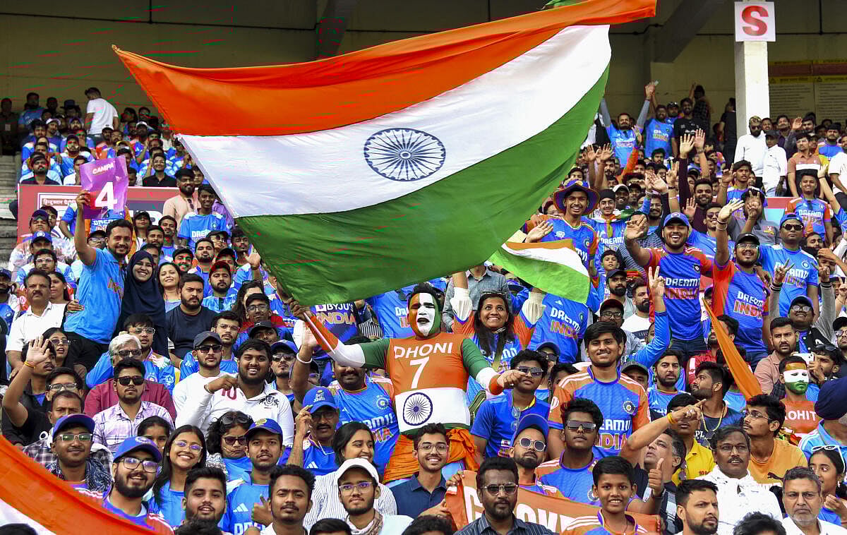 IND vs ENG 1st ODI Gallery: ಆಲ್‌ರೌಂಡ್ ಆಟ; ಇಂಗ್ಲೆಂಡ್ ಎದುರು ಗೆದ್ದ ಭಾರತ