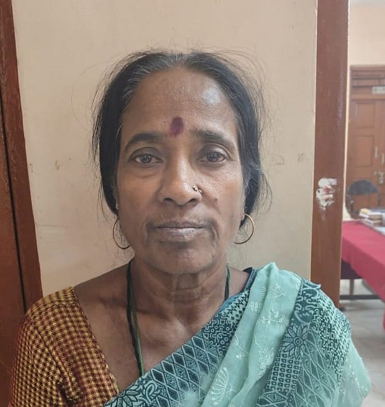 ಪತಿಯ ಕಾಲು ಮುರಿಯಲು ಸುಪಾರಿ : ಪತ್ನಿ ಸೇರಿ ನಾಲ್ವರ ಬಂಧನ