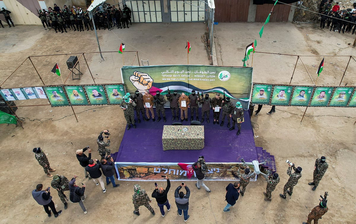 ಮತ್ತೆ ಮೂವರು ಒತ್ತೆಯಾಳುಗಳನ್ನು ಬಿಡುಗಡೆ ಮಾಡಿದ ಹಮಾಸ್