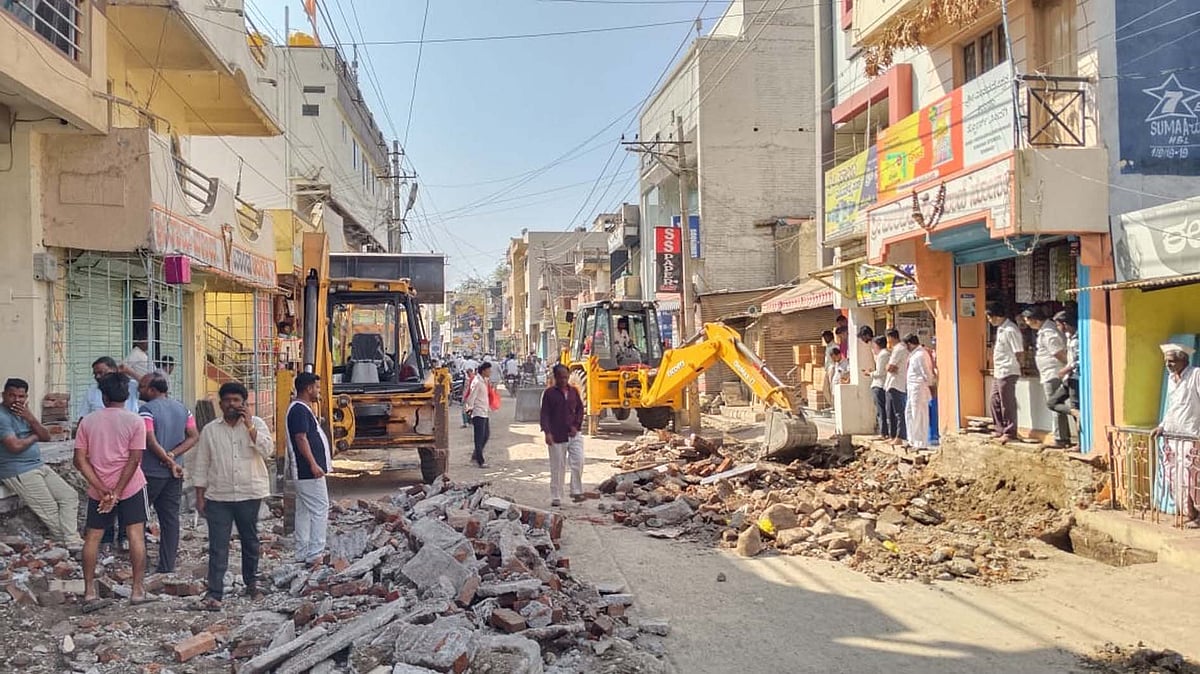 ಸಿಂದಗಿ | ತೆರವು ಕಾರ್ಯಾಚರಣೆ ಜೋರು; ಅಭಿವೃದ್ಧಿ ಕಾರ್ಯ ಶೂನ್ಯ 