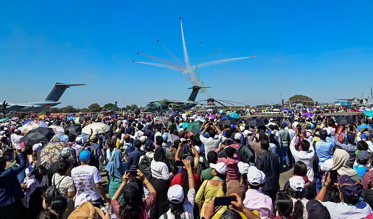 ಏರೊ ಇಂಡಿಯಾ | ಬಿರು ಬಿಸಿಲು: ಅರ್ಧಕ್ಕೆ ಹೊರಟ ಪ್ರೇಕ್ಷಕರು
