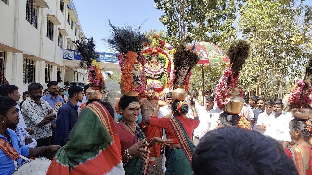 ವೈಭವದ ರೇಣುಕಾ ಯಲ್ಲಮ್ಮ ಜಾತ್ರೆ

