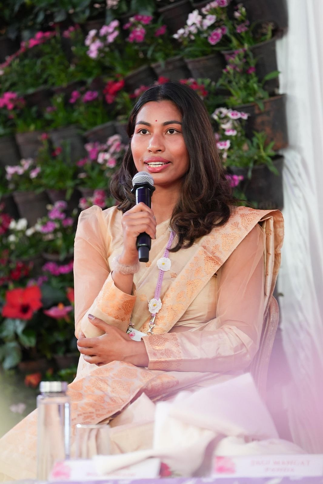 ಸಾಮಾಜಿಕ ಮಾಧ್ಯಮದ ಹಿಡಿತದಲ್ಲಿ ಬದುಕು: ಸಂಸದೆ ಹೇಮಾಮಾಲಿನಿ ಅಭಿಪ್ರಾಯ
