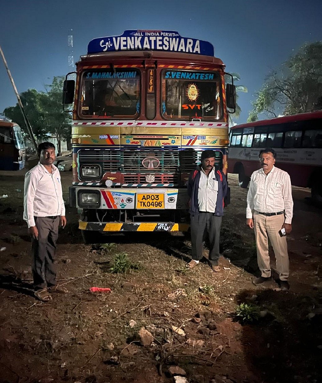 ಕೋಲಾರ: ಅಕ್ರಮ ಕಲ್ಲು ಸಾಗಣೆ; 3 ಲಾರಿ ವಶ