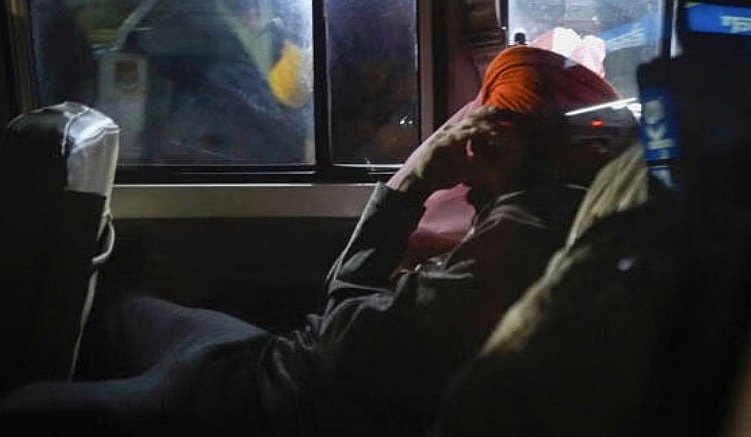 ನಮ್ಮ ಕೈಗಳಿಗೆ ಕೋಳ, ಕಾಲುಗಳಿಗೆ ಸರಪಳಿ ಹಾಕಲಾಗಿತ್ತು: ದಲ್ಜಿತ್ ಸಿಂಗ್