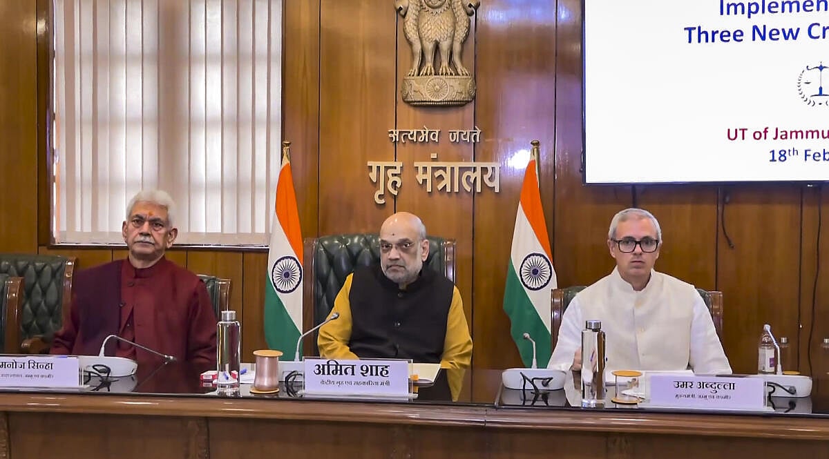 ಕಾಶ್ಮೀರದಲ್ಲಿ ಹೊಸ ಕ್ರಿಮಿನಲ್ ಕಾನೂನುಗಳ ಅನುಷ್ಠಾನ ಕುರಿತು ಅಮಿತ್‌ ಶಾ ಸಭೆ