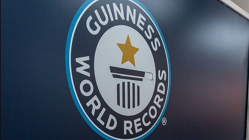 ಹಲ್ಲಿನಿಂದ 125 KG ಭಾರ ಎತ್ತಿ ಗಿನ್ನಿಸ್‌ ವಿಶ್ವ ದಾಖಲೆ ನಿರ್ಮಿಸಿದ ವ್ಯಕ್ತಿ