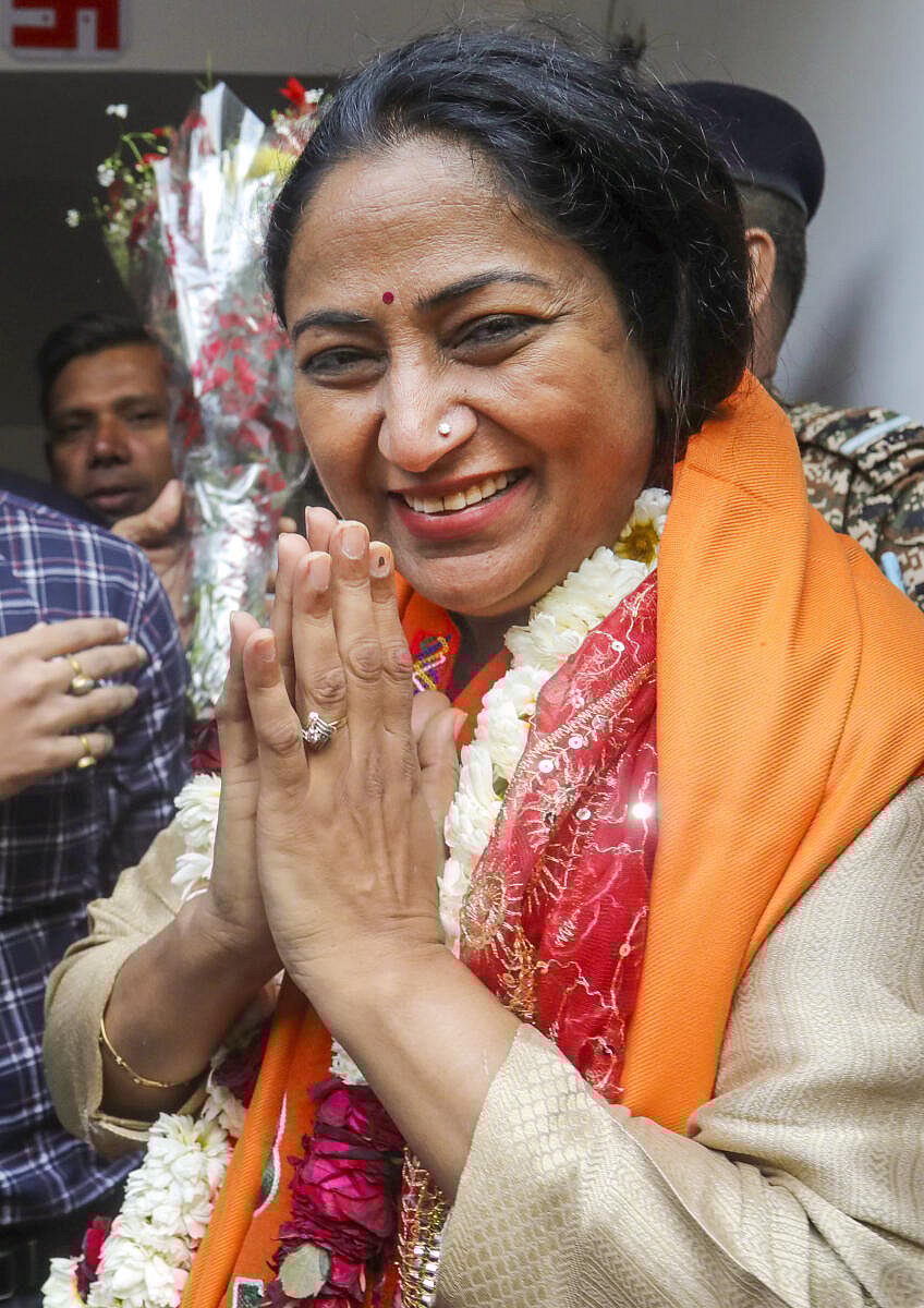 Rekha Sworn: ದೆಹಲಿ ಮುಖ್ಯಮಂತ್ರಿಯಾಗಿ ಪ್ರಮಾಣವಚನ ಸ್ವೀಕರಿಸಿದ ರೇಖಾ ಗುಪ್ತಾ