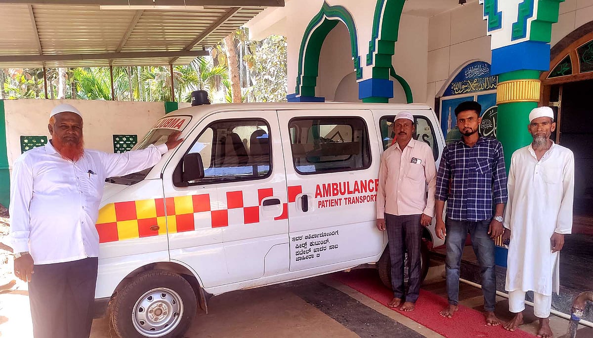 ಬಸವಾಪಟ್ಟಣ: ನೂರಾರು ಜನರಿಗೆ ನೆರವಾದ ನೂರಾನಿ ಮಸೀದಿ ಆಂಬುಲೆನ್ಸ್‌