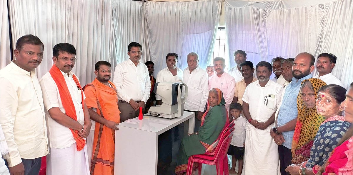 ತುರ್ವಿಹಾಳ ಅಮೋಘ ಸಿದ್ದೇಶ್ವರ ಮಠದಲ್ಲಿ 300 ಜನರಿಗೆ ಉಚಿತ ಆರೋಗ್ಯ ತಪಾಸಣೆ