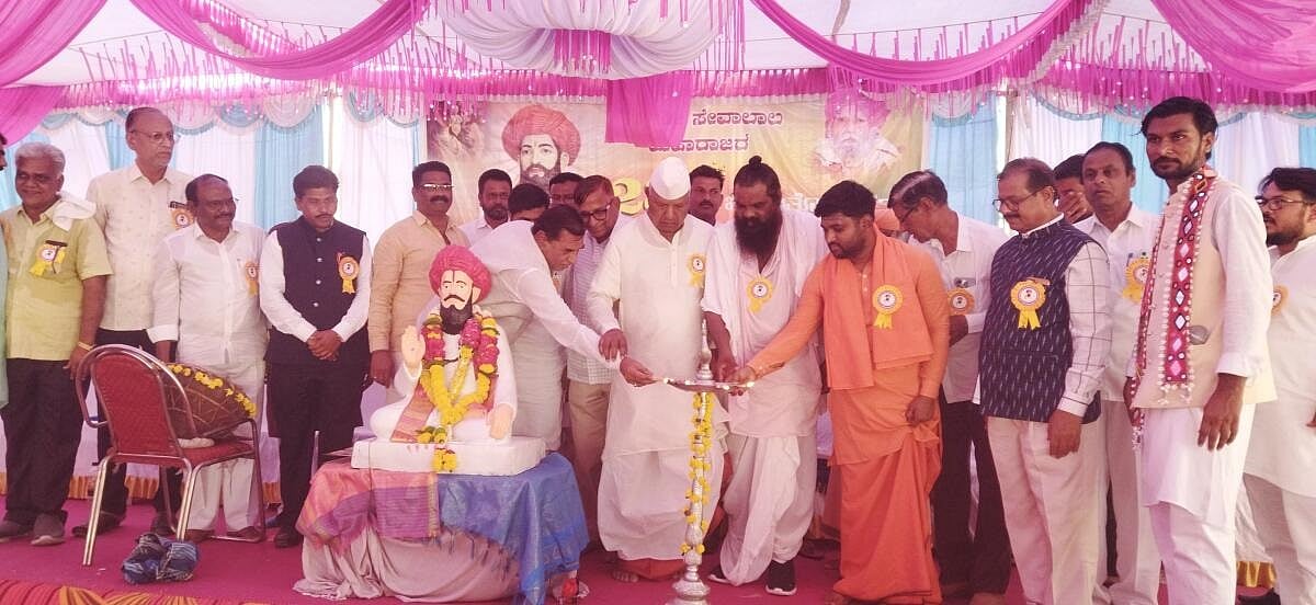 ‘ಸೇವಾಲಾಲ ಮಹಾರಾಜರ ಕೊಡುಗೆ ಅಪಾರ’