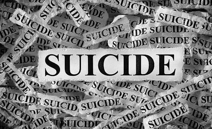 ಕೇರಳ: ಚಲಿಸುತ್ತಿದ್ದ ರೈಲಿನ ಮುಂದೆ ಹಾರಿ ಹಿರಿಯ ಪೊಲೀಸ್ ಅಧಿಕಾರಿ ಆತ್ಮಹತ್ಯೆ