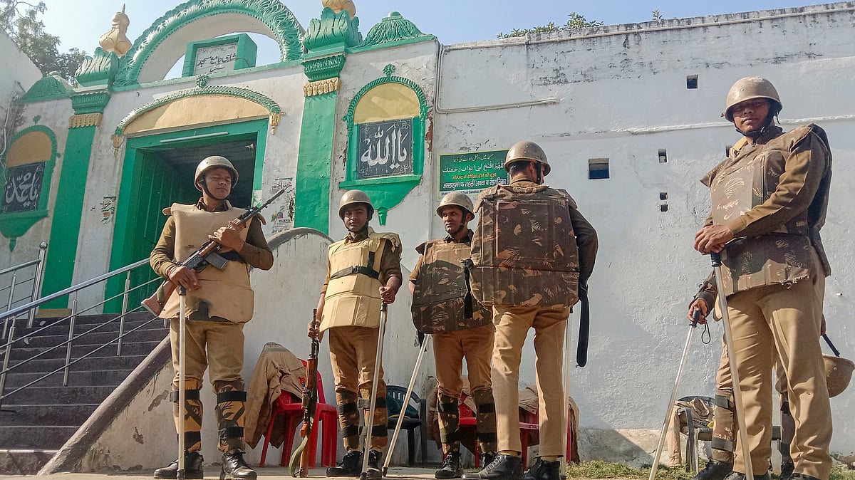 ಸಂಭಲ್‌ನ ಶಾಹಿ ಜಮಾ ಮಸೀದಿ ಶುಚಿಗೊಳಿಸಲು ASIಗೆ ಅಲಹಾಬಾದ್ ಹೈಕೋರ್ಟ್‌ ನಿರ್ದೇಶನ