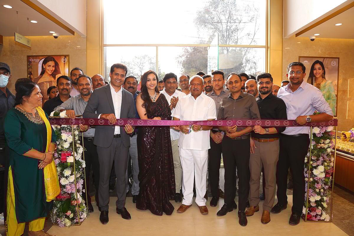 ಬೆಂಗಳೂರಿನ ಹೆಣ್ಣೂರು ಮುಖ್ಯ ರಸ್ತೆಯಲ್ಲಿ ಮಲಬಾರ್ ಗೋಲ್ಡ್ & ಡೈಮಂಡ್ಸ್ ಹೊಸ ಶೋರೂಂ ಆರಂಭ. 