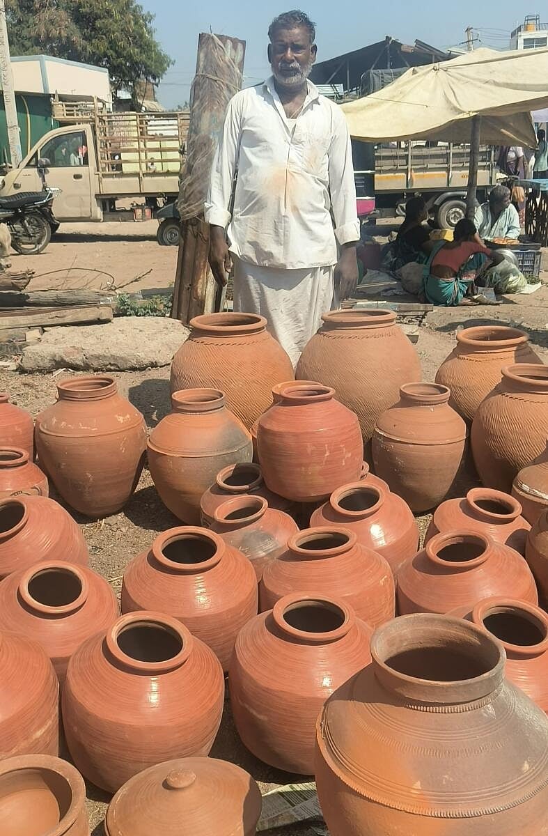 ಬೇಸಿಗೆ ಆರಂಭ: ರಾಜಸ್ಧಾನದ ಮಡಿಕೆಗೆ ಭಾರಿ ಬೇಡಿಕೆ