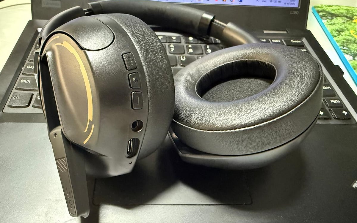 ಸ್ಟಾರ್‌ಬಾಯ್ 6 ಹೆಡ್‌ಫೋನ್: ವಿಶಿಷ್ಟ ವಿನ್ಯಾಸದ ಮೈಕ್ ಪೀಸ್, ಉತ್ತಮ ಧ್ವನಿ