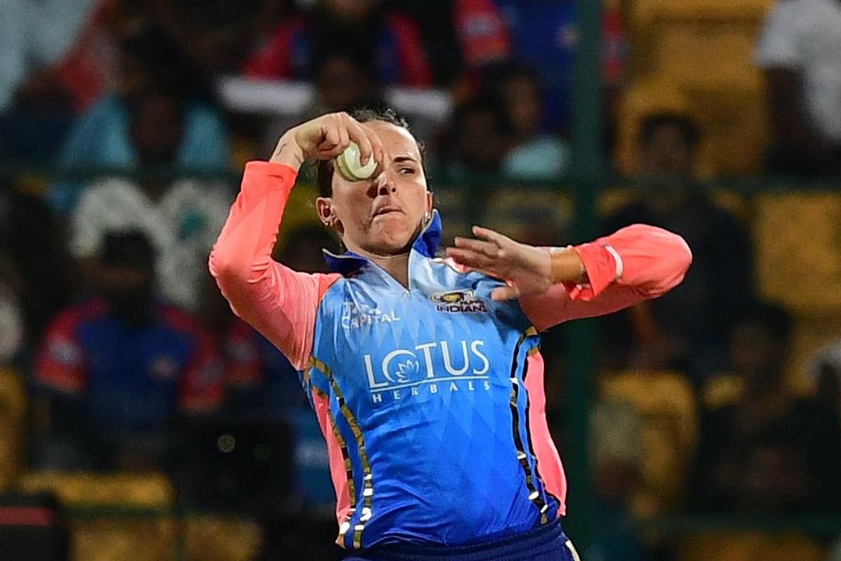 WPL–2025: ಮುಂಬೈಗೆ ಮಣಿದ ವಾರಿಯರ್ಸ್‌– ಅಮೆಲಿಯಾಗೆ ಐದು ವಿಕೆಟ್‌, ಹೆಲಿ ಅರ್ಧಶತಕ