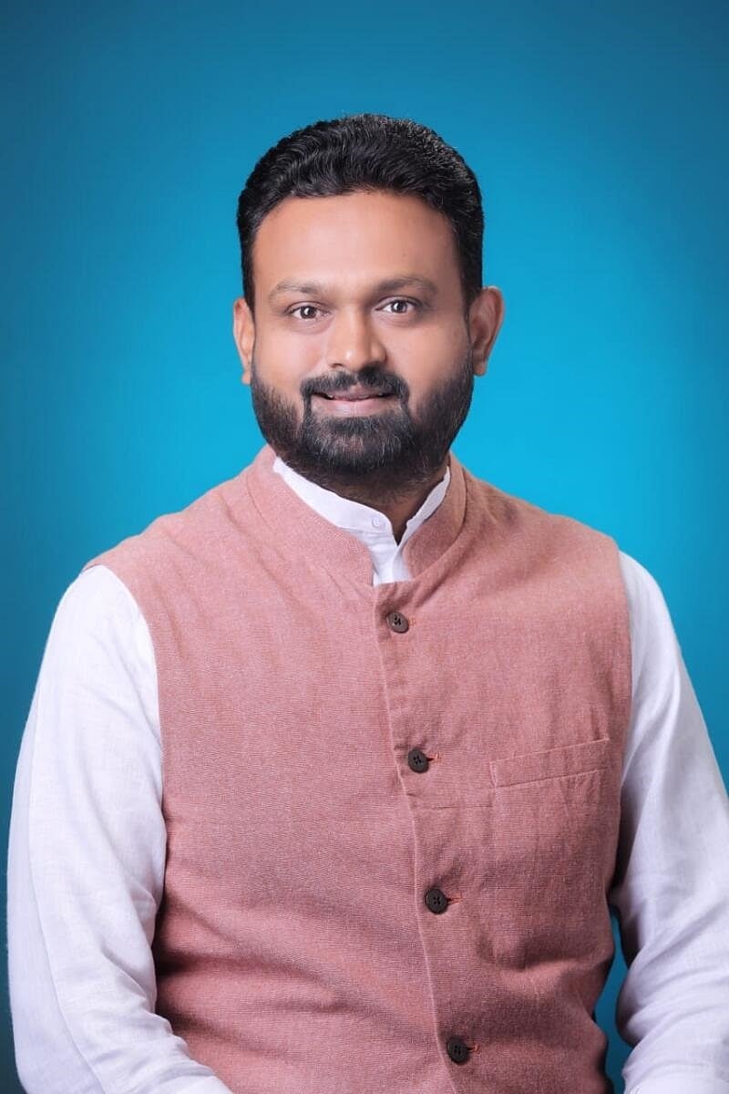 ಡಿಸಿಸಿ ಬ್ಯಾಂಕ್ ಚುನಾವಣೆ: ಕಣದಿಂದ ಹಿಂದೆ ಸರಿದ ಚನ್ನರಾಜ ಹಟ್ಟಿಹೊಳಿ