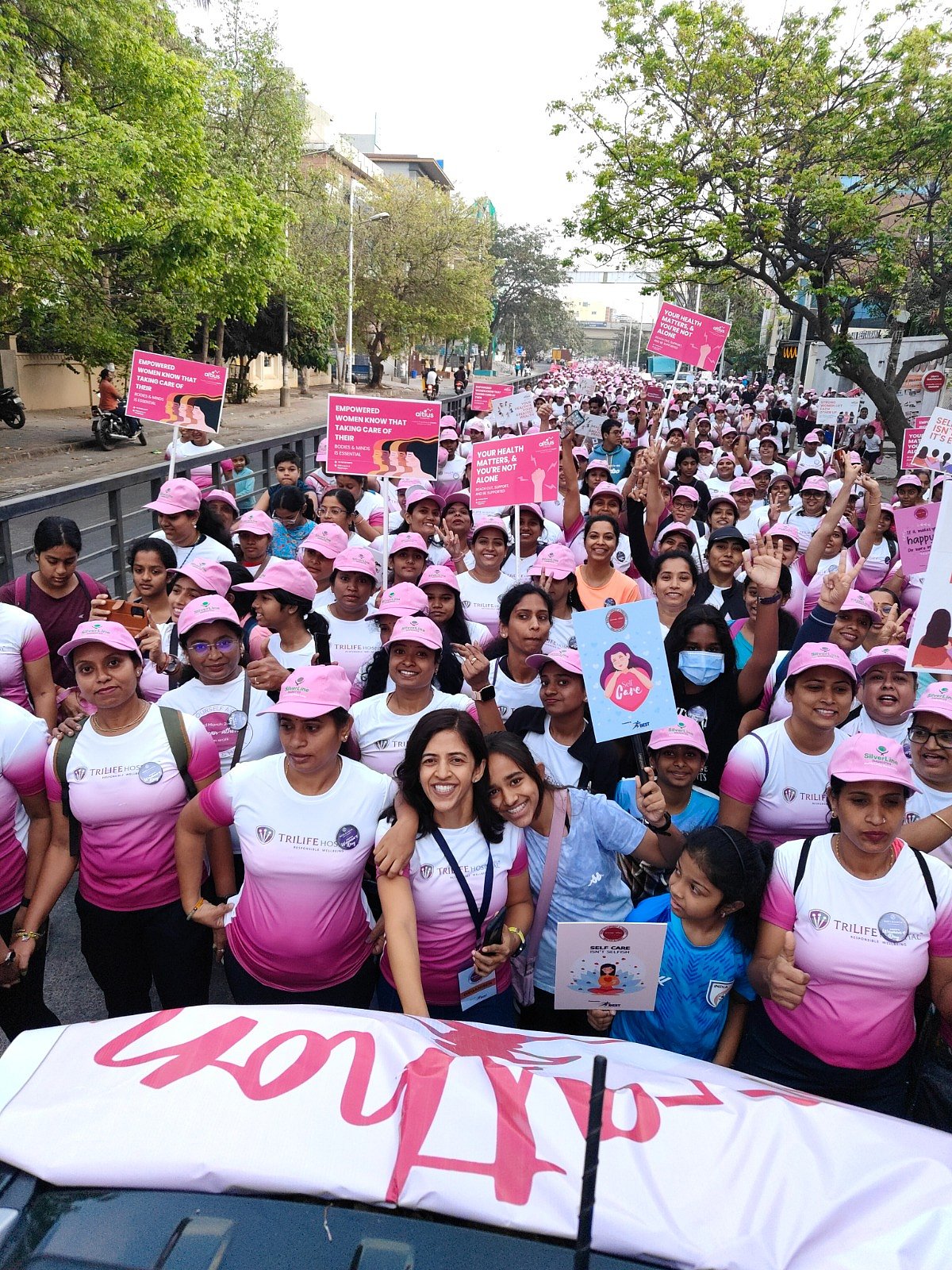 ಬೆಂಗಳೂರು: ವಿವಿಧೆಡೆ ಸಂಭ್ರಮದ ಮಹಿಳಾ ದಿನಾಚರಣೆ