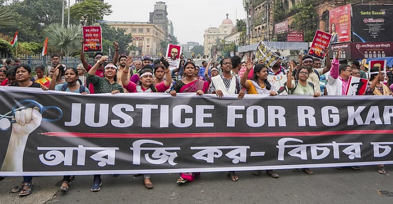 ಕೋಲ್ಕತ್ತ ವೈದ್ಯೆ ಅತ್ಯಾಚಾರ, ಕೊಲೆ |ನ್ಯಾಯಕ್ಕಾಗಿ ಮೋದಿ ಭೇಟಿಗೆ ಮೃತಳ ತಾಯಿ ಮನವಿ