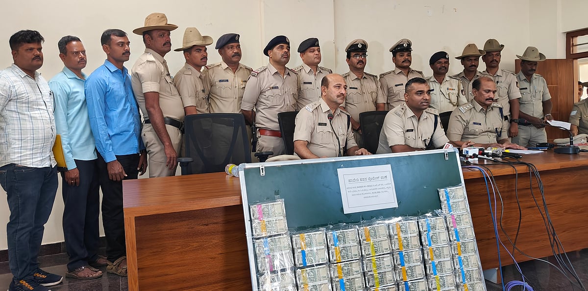 ಹಾವೇರಿ: ಕಾರಿನ ಗಾಜು ಒಡೆದು ಕಳವು, ಆಂಧ್ರಪ್ರದೇಶದ ಮನೆಯಲ್ಲಿ ₹ 30 ಲಕ್ಷ ಜಪ್ತಿ