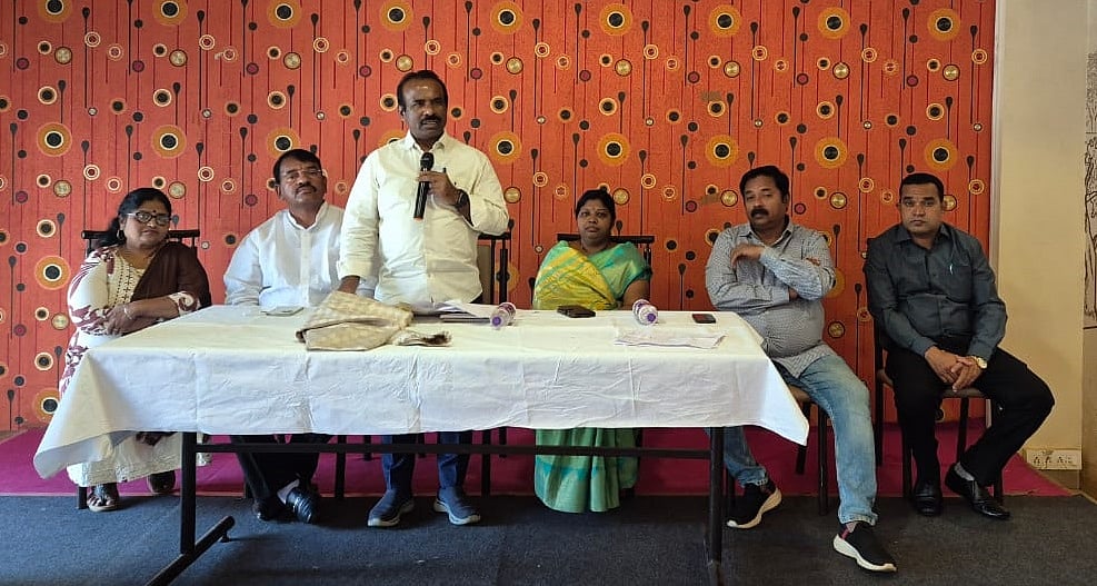 ಬೆಳಗಾವಿ ಪಾಲಿಕೆ ಚುನಾವಣೆ:ವರಿಷ್ಠರ ಜತೆ ಚರ್ಚಿಸಿ ಅಭ್ಯರ್ಥಿಗಳ ಘೋಷಣೆ–ರವಿಕುಮಾರ್‌