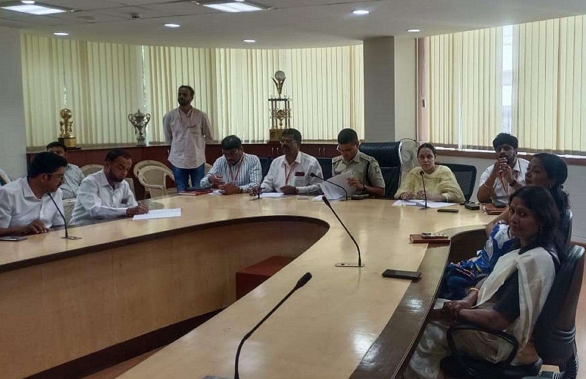 ಪ್ರಯಾಣ ದರ ಪರಿಷ್ಕರಣೆ: ಲಿಖಿತ ಅಭಿಪ್ರಾಯ ನೀಡಲು ಆಟೊ ಸಂಘಟನೆಗಳಿಗೆ ಡಿಸಿಪಿ ಸೂಚನೆ