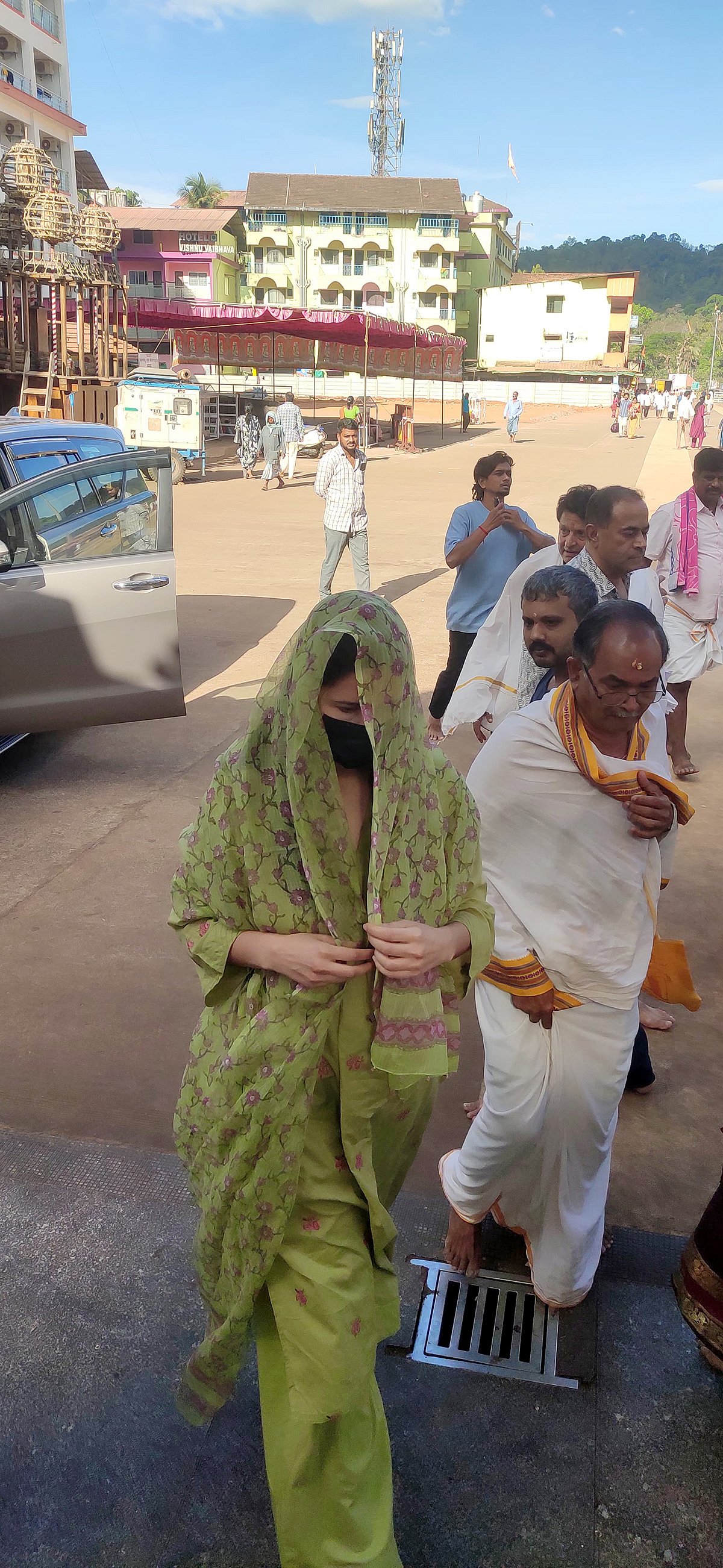 ಸುಬ್ರಹ್ಮಣ್ಯ: ಆಶ್ಲೇಷ ಬಲಿ ನೆರವೇರಿಸಿದ ಬಾಲಿವುಡ್ ನಟಿ ಕತ್ರಿನಾ ಕೈಫ್