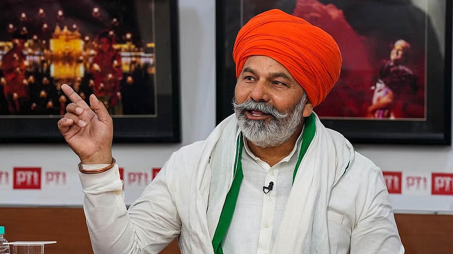 ಉತ್ತರ ಪ್ರದೇಶ: ರೈತ ನಾಯಕ ರಾಕೇಶ್ ಟಿಕಾಯತ್ ಕಾರಿಗೆ ಡಿಕ್ಕಿಯಾದ ನೀಲ್‍ಗಾಯ್