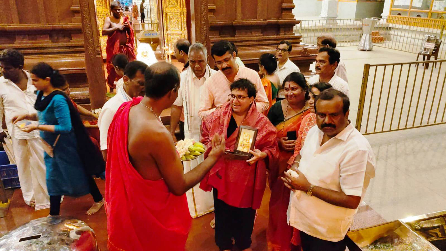 ಕಾಪು ಹೊಸ ಮಾರಿಗುಡಿ ದೇವಸ್ಥಾನಕ್ಕೆ ಗೀತ ರಚನೆಕಾರ ಮತ್ತು ಸಂಗೀತ ಸಂಯೋಜಕ ಕೆ.ಕಲ್ಯಾಣ್ ಭಾನುವಾರ ಭೇಟಿ ನೀಡಿದರು