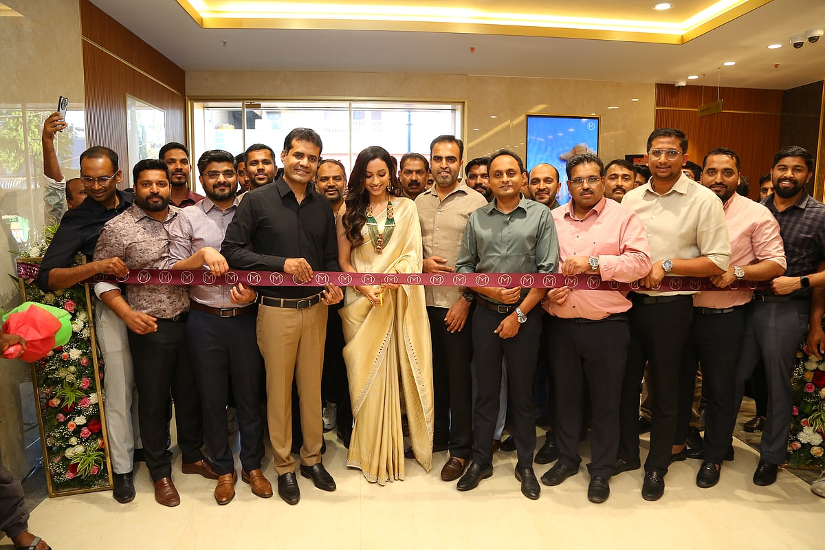 ಚಿತ್ರದುರ್ಗ: ಮಲಬಾರ್ ಗೋಲ್ಡ್, ಡೈಮಂಡ್ಸ್ ಮಳಿಗೆ ಉದ್ಘಾಟನೆ