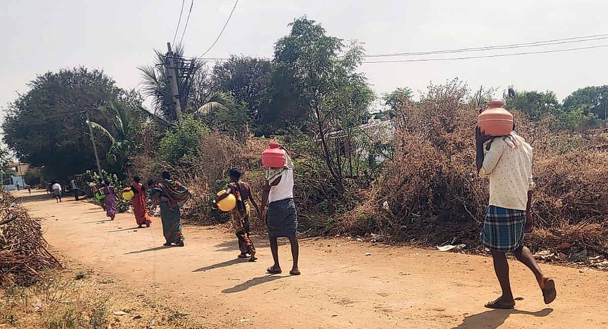 ಹೂವಿನಹಡಗಲಿ: ನೀರಿನ ಸಮಸ್ಯೆ;  ಜನರ ಪರದಾಟ