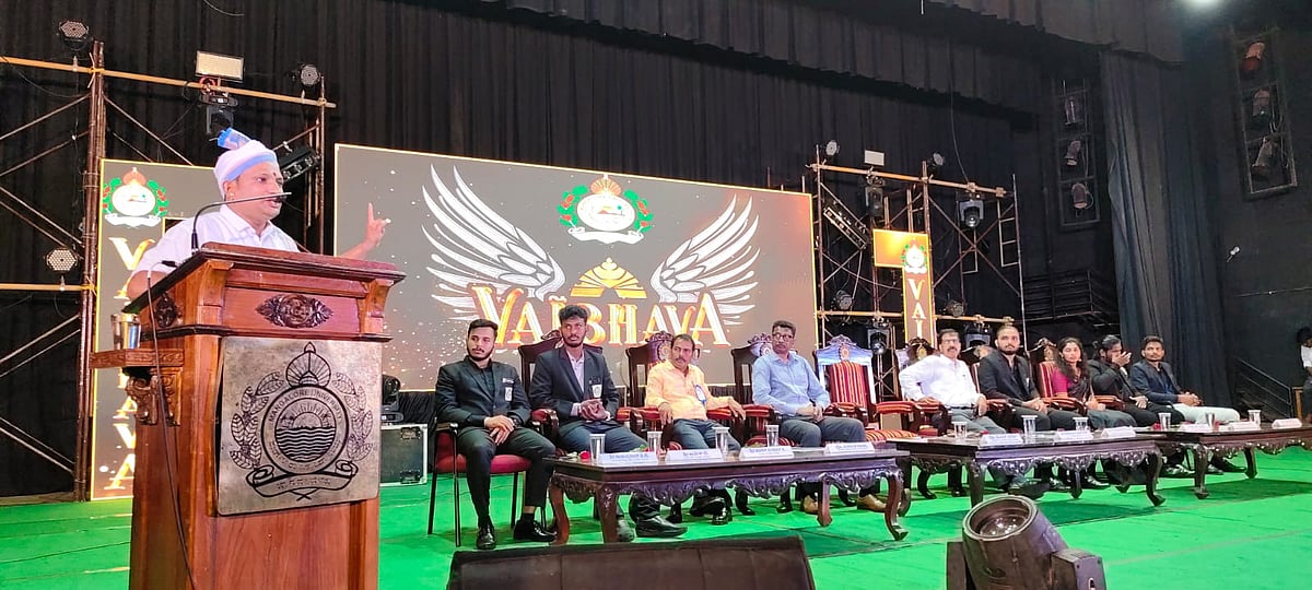 ಮಂಗಳೂರು ವಿವಿ ‘ವೈಭವ-2024-25’ ಸಮಾರೋಪ