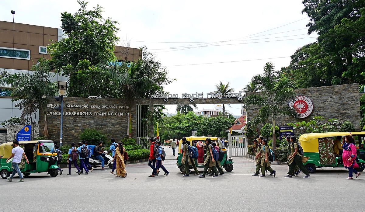 ಕಿದ್ವಾಯಿ ಕ್ಯಾನ್ಸರ್ ಸಂಸ್ಥೆ | ಹಿಸ್ಟೊಪೆಥಾಲಜಿ ಘಟಕ ಸ್ಥಗಿತ: ರೋಗಿಗಳಿಗೆ ಸಂಕಷ್ಟ