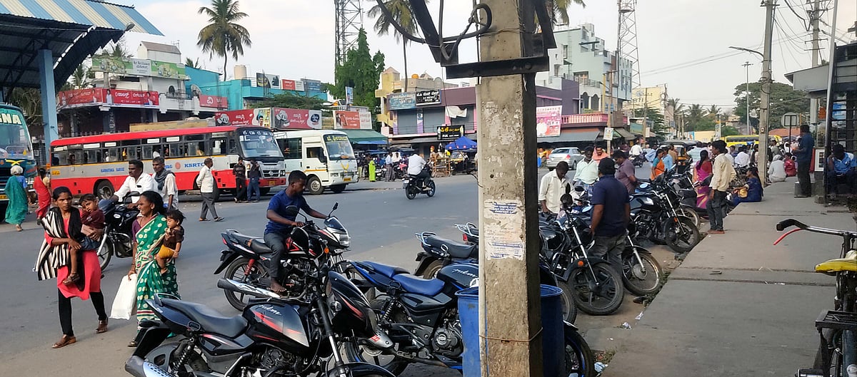 Karnataka Bandh | ಪ್ರಭಾವ ಬೀರದ ಬಂದ್: ಎಂದಿನಂತೆ ಬಸ್ ಸಂಚಾರ