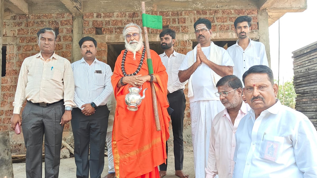 ಬೀದರ್ | ಪಂಚಾಚಾರ್ಯ ಪುಣ್ಯಾಶ್ರಮದ ವಿಕಾಸಕ್ಕೆ ಕೈಜೋಡಿಸಿ: ರಂಭಾಪುರಿ ಶ್ರೀ