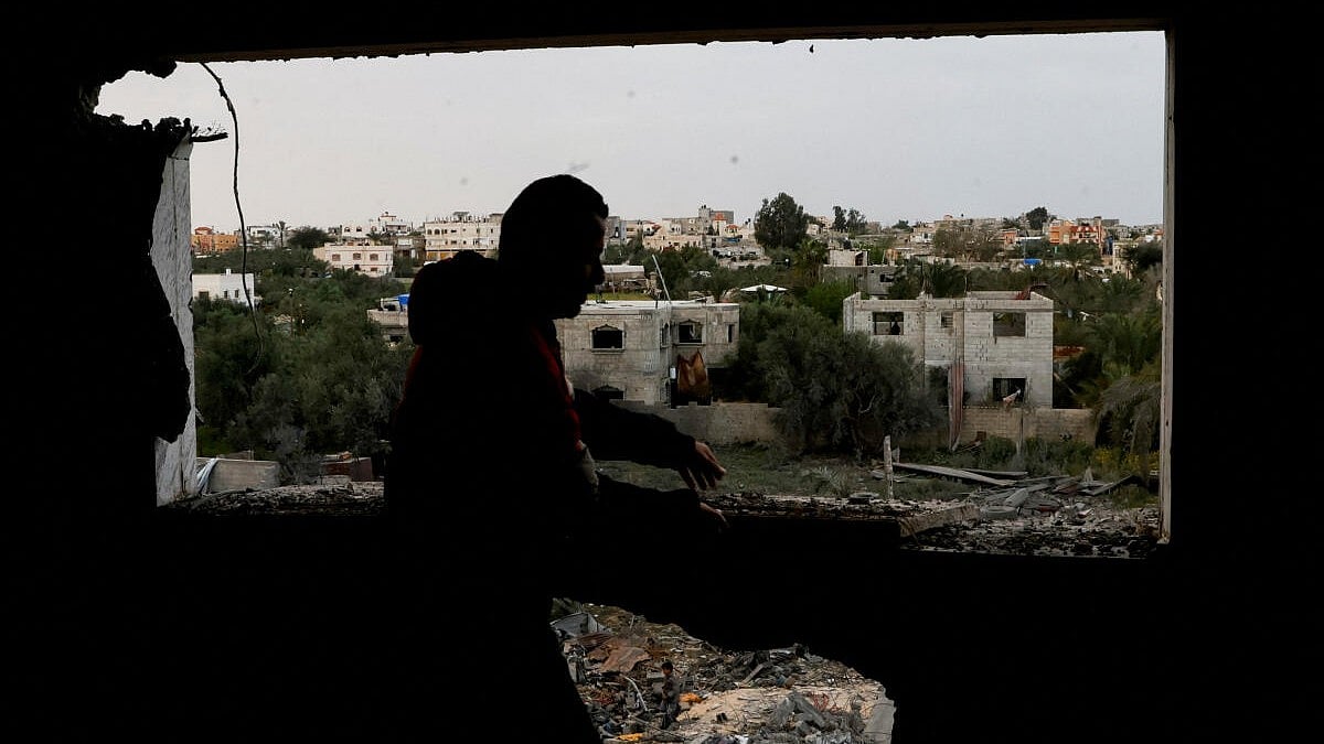 ಗಾಜಾ ಮೇಲೆ ಇಸ್ರೇಲ್ ದಾಳಿ: ಹಮಾಸ್ ನಾಯಕ ಸೇರಿ 19 ಮಂದಿ ಸಾವು