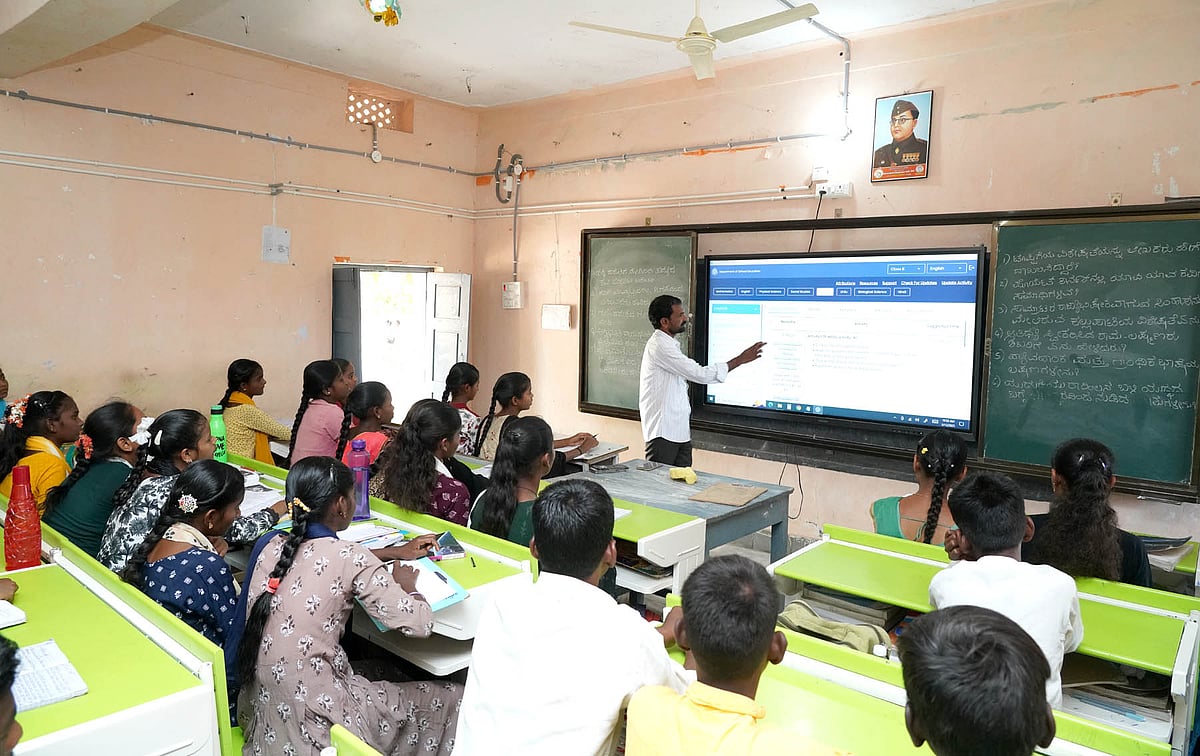 ರಾಯಚೂರು: ತಾಯ್ನಾಡಿನಲ್ಲೇ ಕನ್ನಡ ಶಾಲೆಗಳು ಅನಾಥ