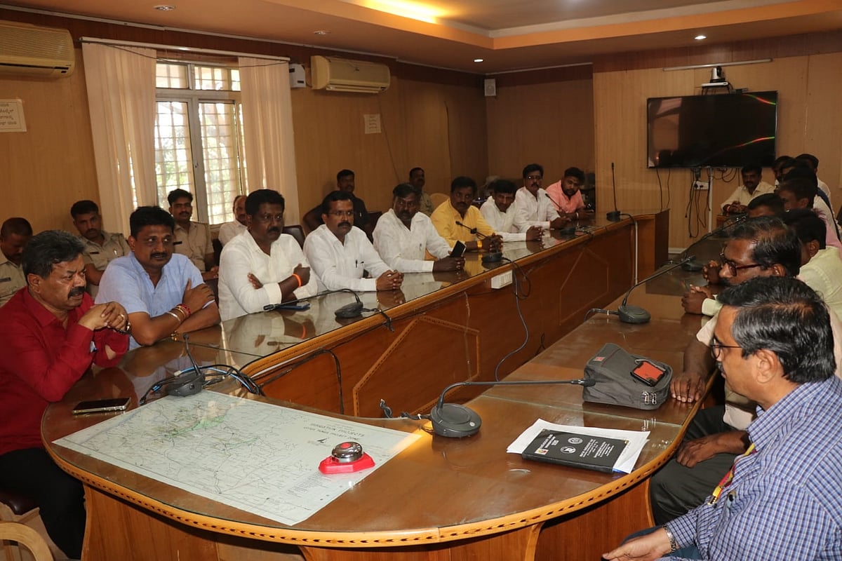 ಭದ್ರಾ ನಾಲೆ ದುರಸ್ತಿಪಡಿಸಿ, ನೀರು ಪೋಲು ತಪ್ಪಿಸಿ: ಎಂ.ಪಿ. ರೇಣುಕಾಚಾರ್ಯ 